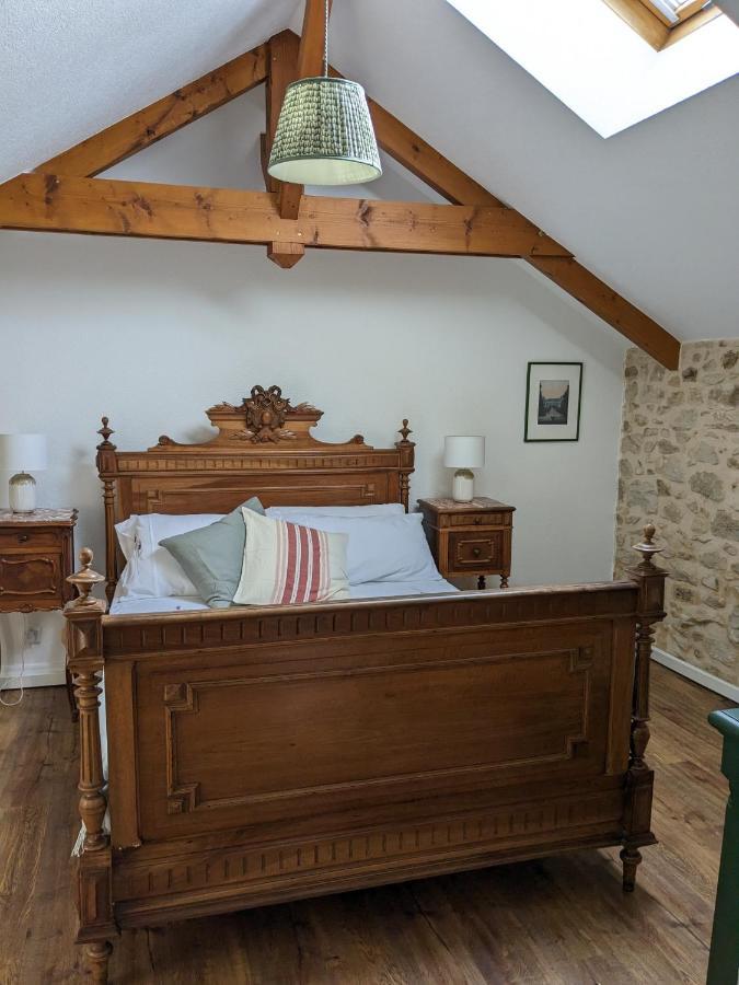 3 Self-Contained Gites With Pool And Games Room Saint-Georges-de-Noisné Exterior photo