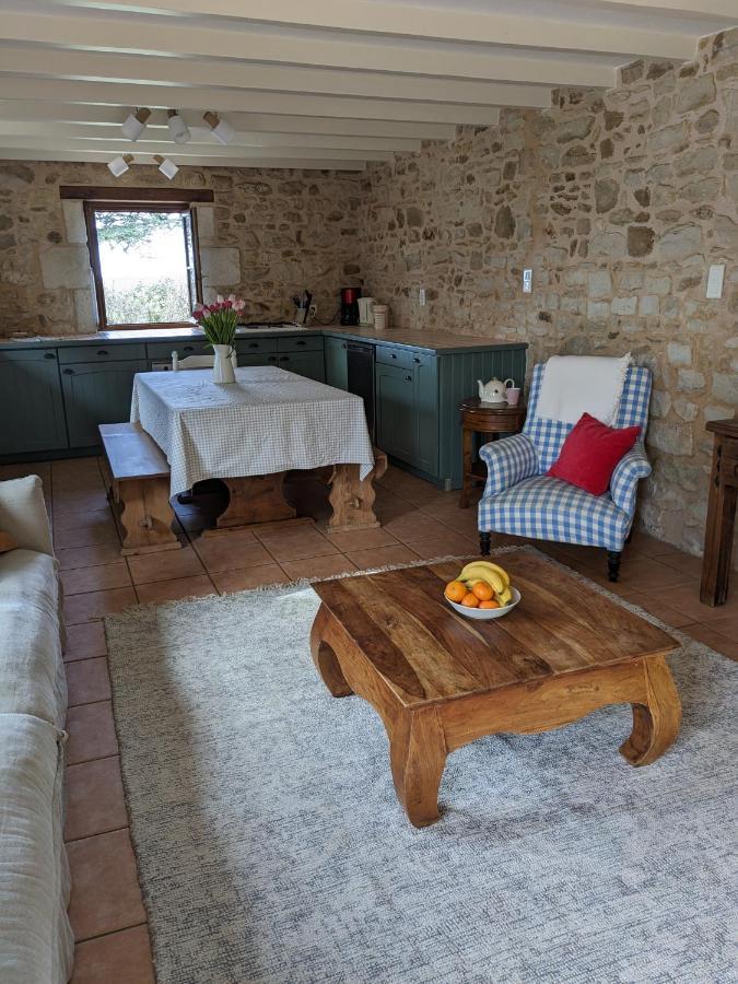 3 Self-Contained Gites With Pool And Games Room Saint-Georges-de-Noisné Exterior photo