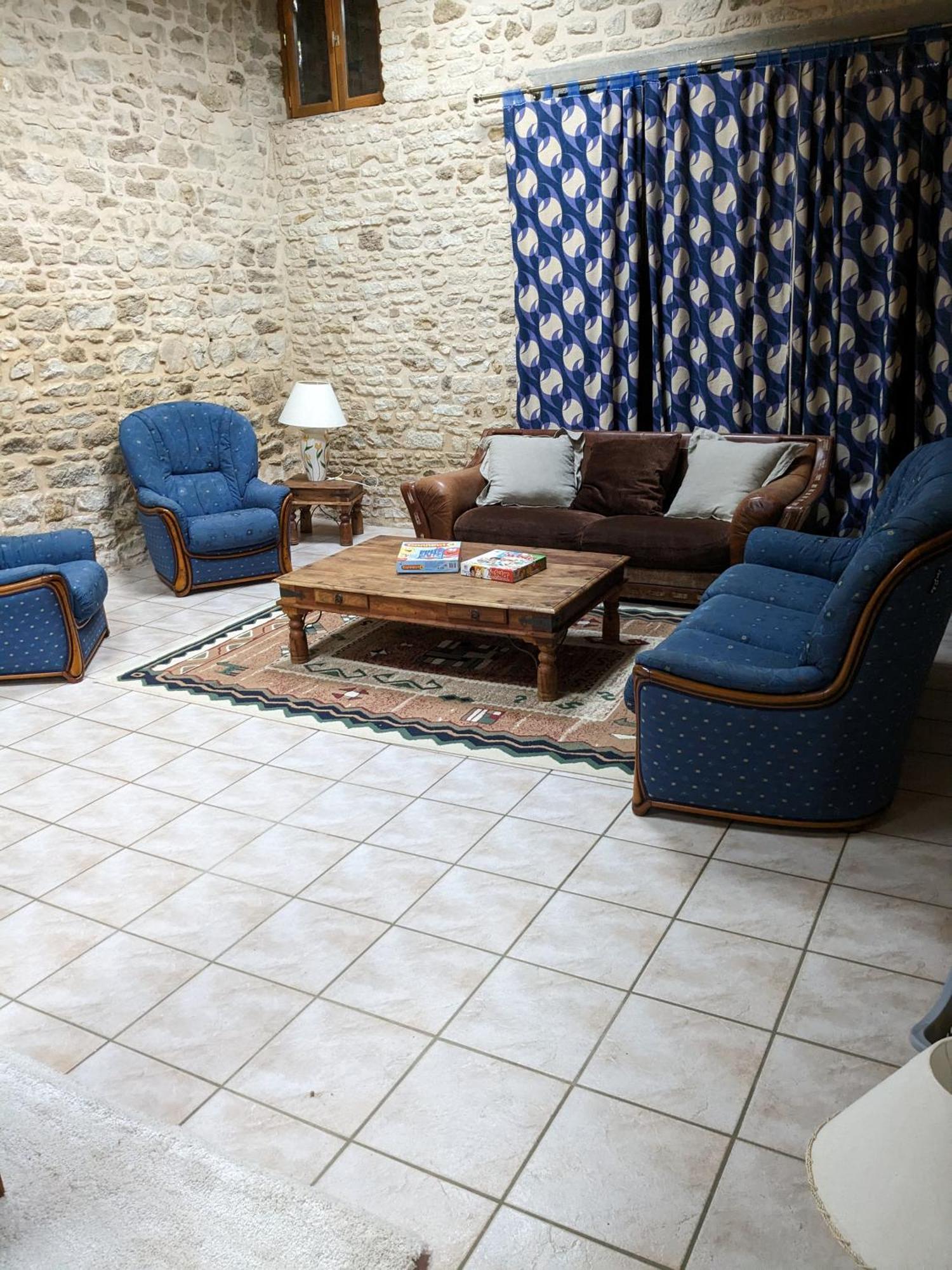 3 Self-Contained Gites With Pool And Games Room Saint-Georges-de-Noisné Exterior photo